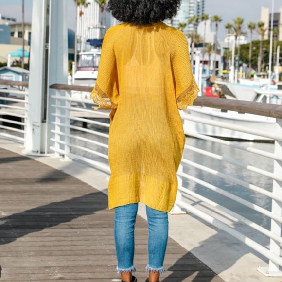 Mustard Scallop Lace Trim Kimono - Picture 3 of 3